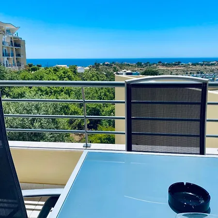 Vista Marina - G *
